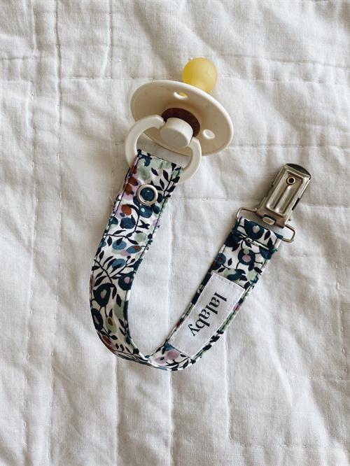 Lalaby Pacifier Clip -Wiltshire